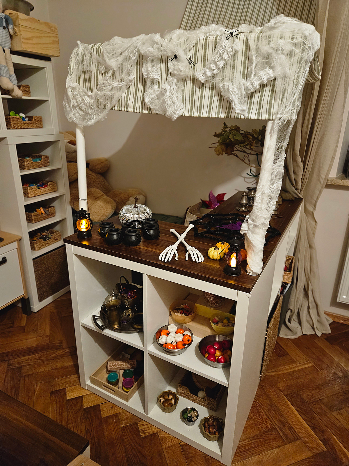 Kącik kreatywny dla dzieci